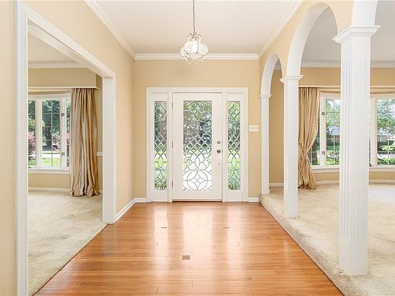 4th image of 4002 Whitefield Blvd