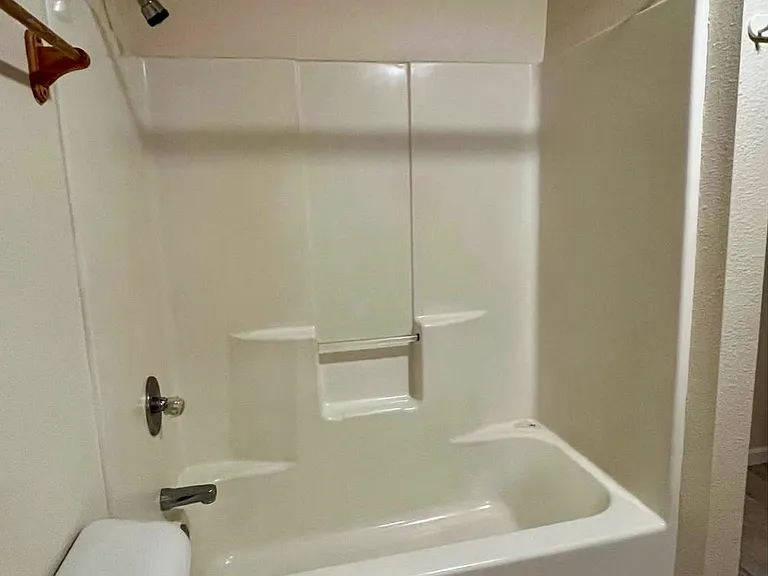 314 E Ivy St #314 — Photo 6