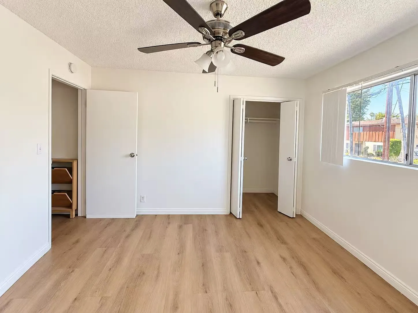 2 bed, 1.5 bath, 800 sqft, $2,600 — Photo 4