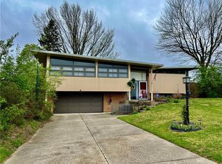 717 Village Rd, Springfield, OH 45504