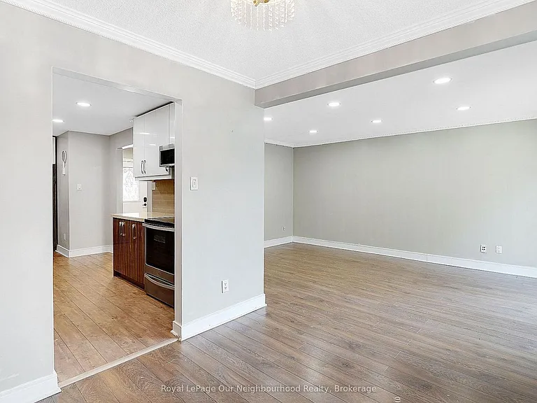 1669 Alwin Cir — Photo 7