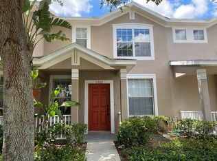 1567 Blue Magnolia Rd, Brandon, FL 33510