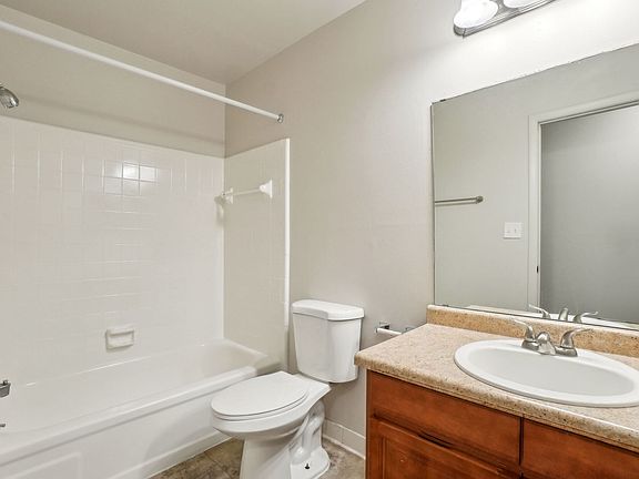 5th image of 3649 Van Horn Rd #3