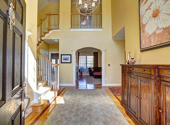 4th image of 2825 Aylesford Dr