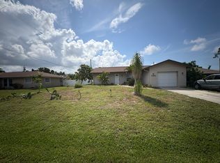 1383 Tinamou Rd, Venice, FL 34293