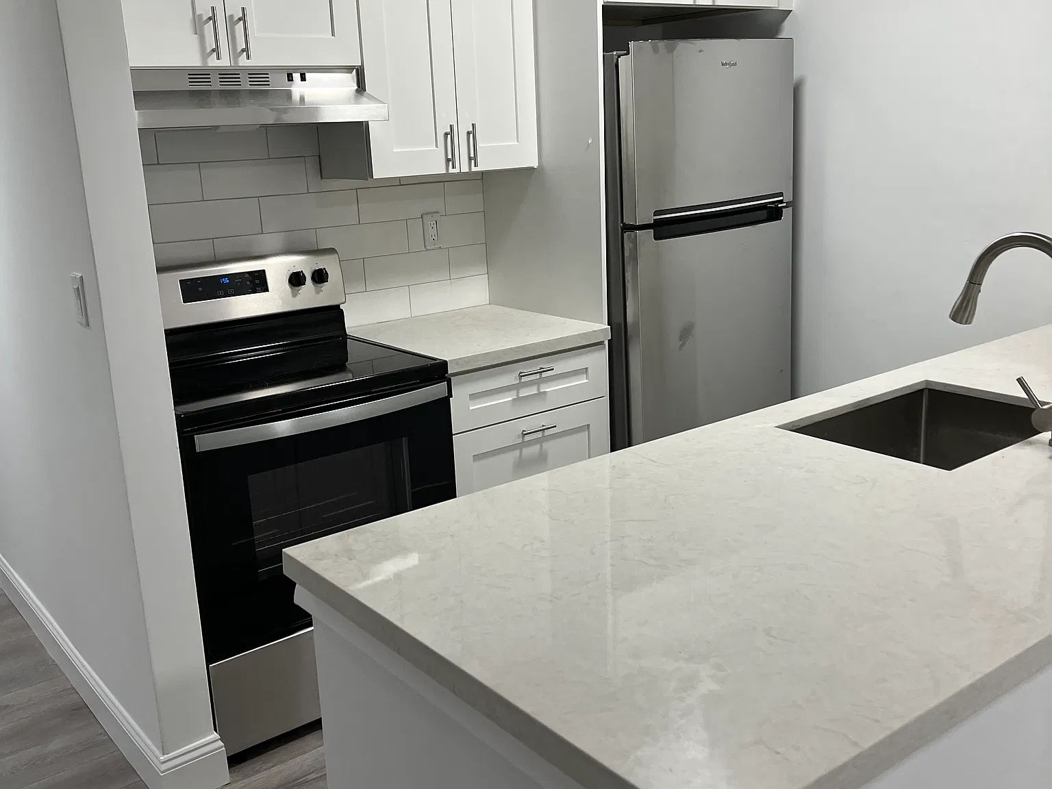 2 bed, $2,200 — Photo 4