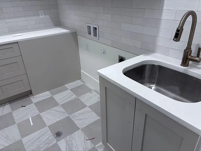 2688 E Rosedale Dr — Photo 16