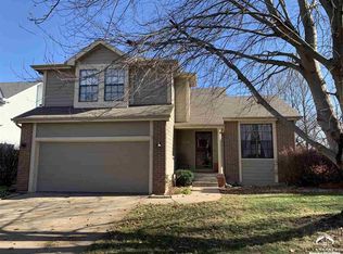 3346 SW Osborn Rd, Topeka, KS 66614