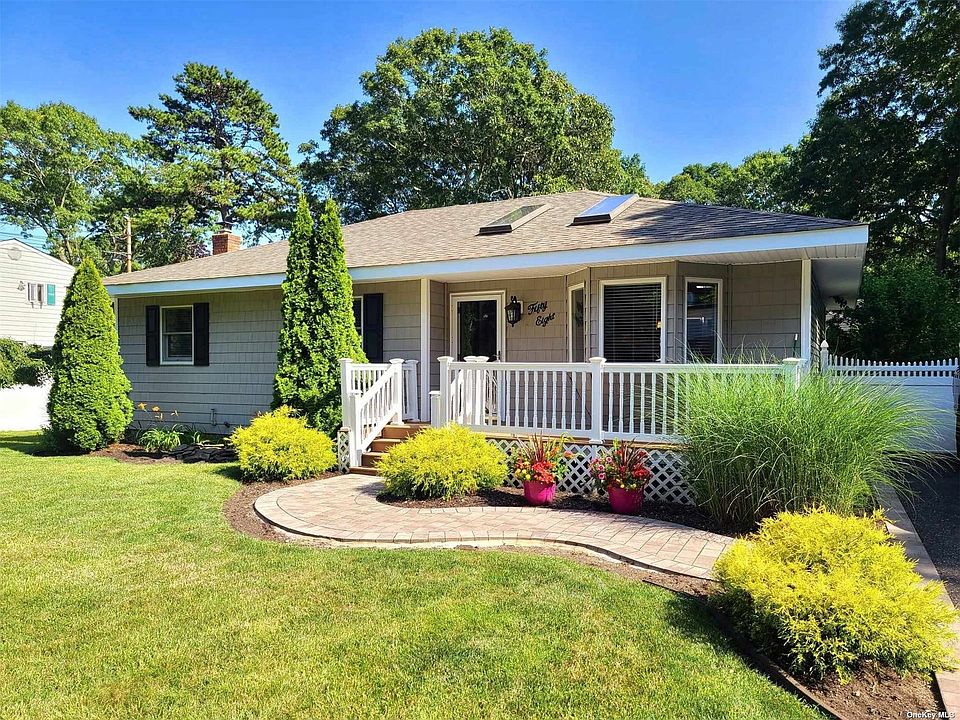 58 Southaven Ave Mastic, NY, 11950 Apartments for Rent Zillow