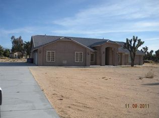 14015 Gayhead Rd, Apple Valley, CA 92307