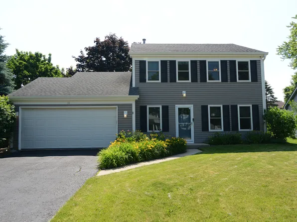 31 S Windsor Pl, Mundelein, IL 60060