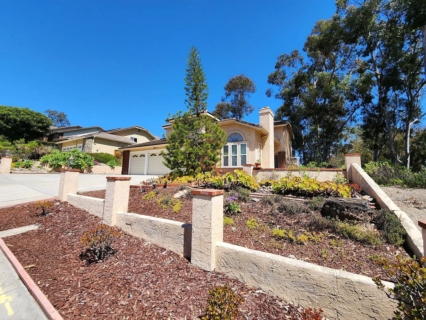 Scripps Ranch - Two Story Home - 3 Car Garage — Photo 3