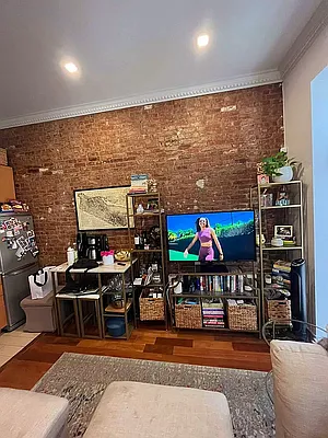 Rented by Point NYC | media 4