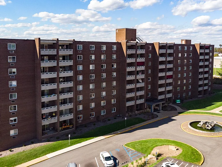 4175 Exterior