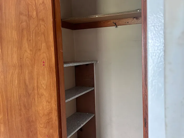 1346 Jefferson Ave #2 — Photo 14