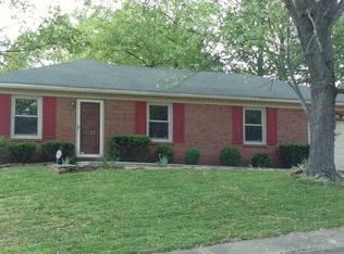 5733 Saint Catherine Ct, Newburgh, IN 47630