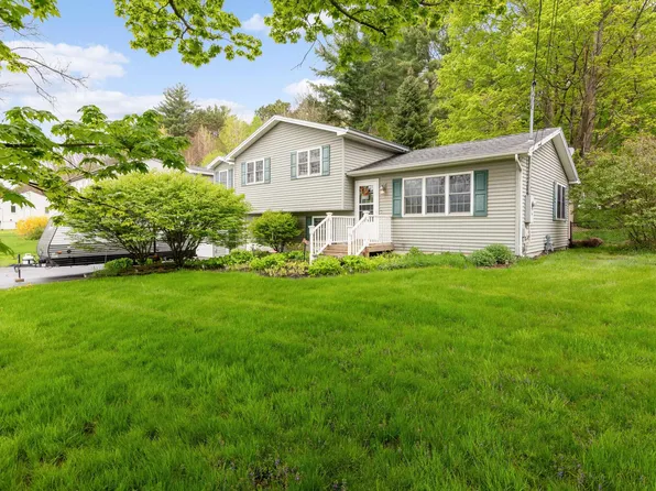 229 River Road, Essex Junction, VT 05452