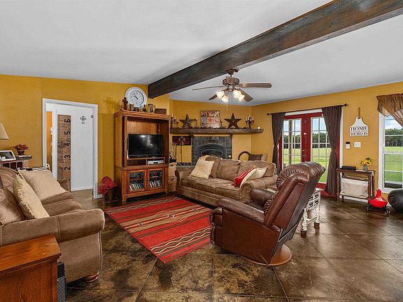 4th image of 8550 New Hope Rd