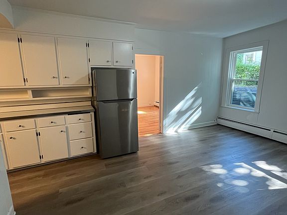 3rd image of 14 Gage St #1A
