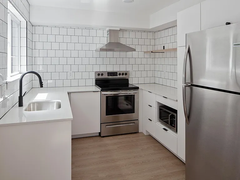 3132 SW Marigold St — Photo 24
