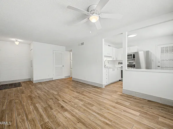 2633 W Rose Lane #B114, Phoenix, AZ 85017