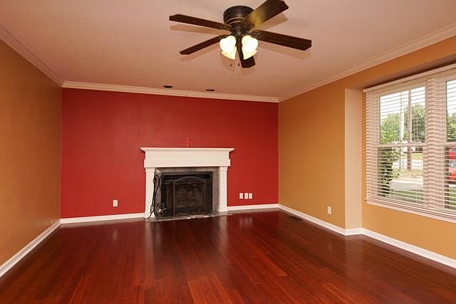 2nd image of 2125 Watertown Pl