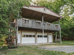 169 Market Rd, Greeley, PA 18425