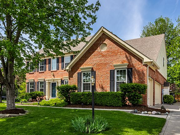 2nd image of 1580 Claireridge Ct