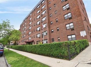 222 N Broadway APT 4B, Yonkers, NY