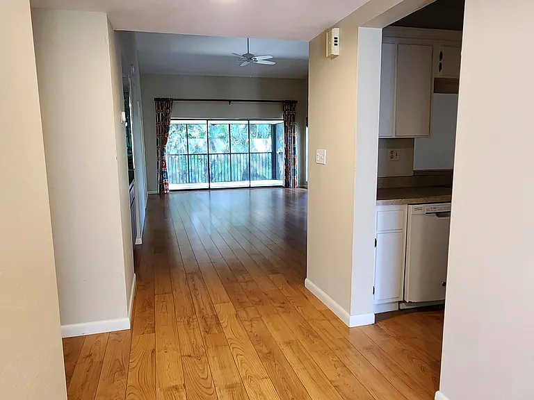 1814 Kings Lake Blvd #204 — Photo 4