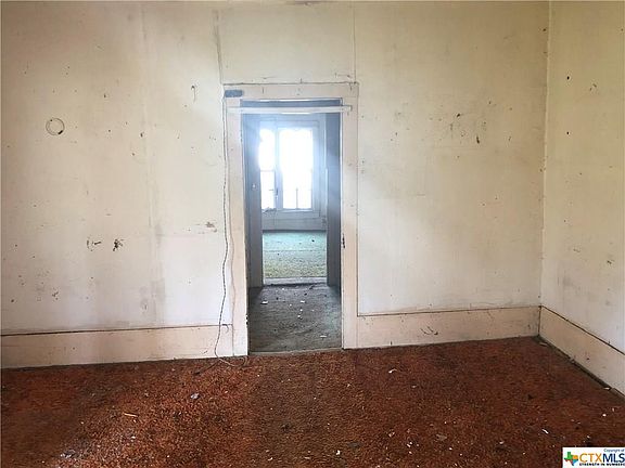 5th image of 2213 Bridge St