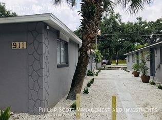 911 34th Ave W APT A, Bradenton, FL 34205