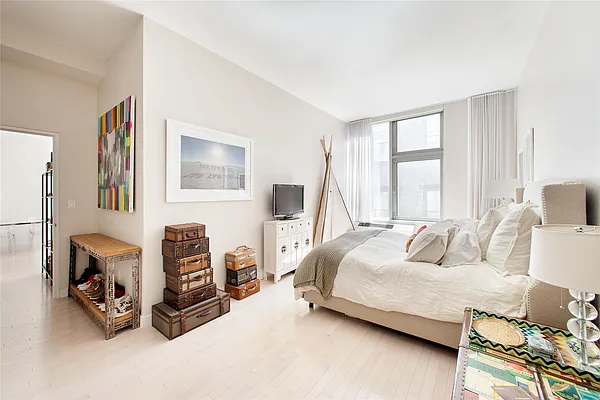 Sold by Douglas Elliman | media 13