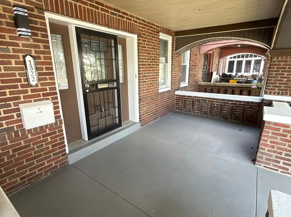 1322 S 57th St, Philadelphia, PA 19143