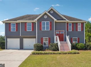 4759 Camelot Dr, Douglasville, GA 30135
