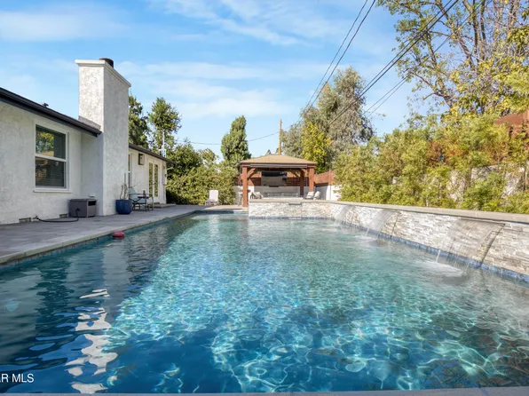 5622 Le Sage Ave, Woodland Hills, CA 91367