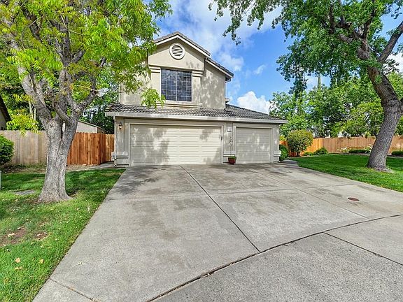 2nd image of 113 Cassin Ct