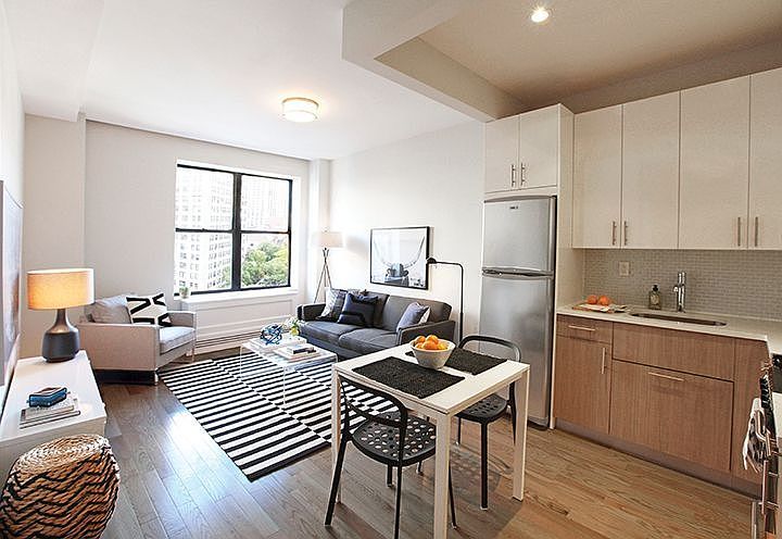 1st image of 212 W 91st St APT 916