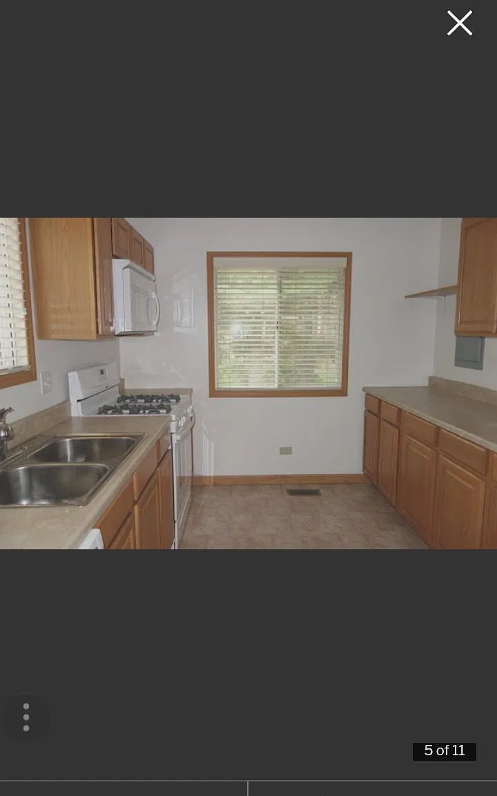 3 bed, 1250 sqft, $2,700 — Photo 3