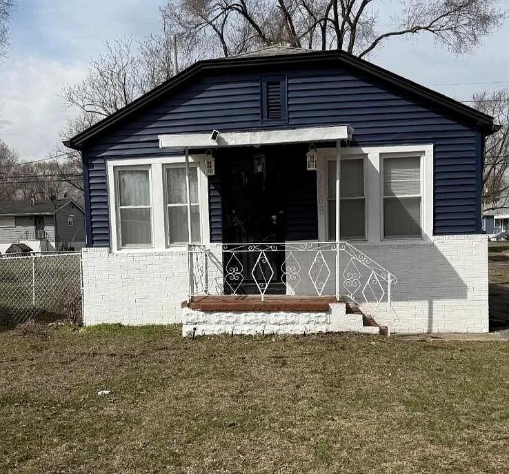 1166 Mount St