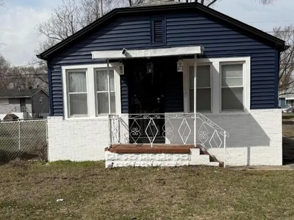 1166 Mount St, Gary, IN 46406