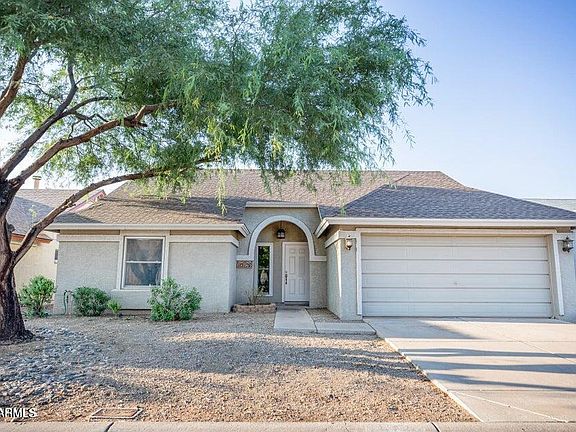 2nd image of 10126 W ORANGE Drive W