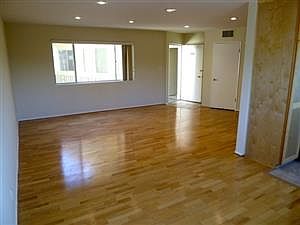 2nd image of 484 S Roxbury Dr APT 204