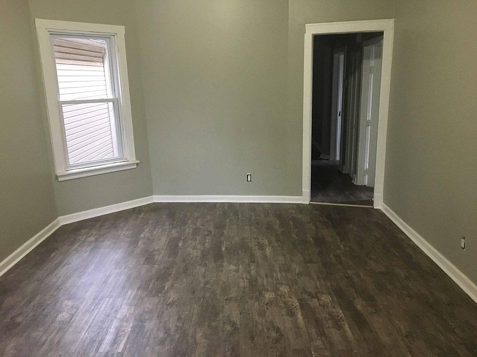1st image of 3839 W West End Ave #1