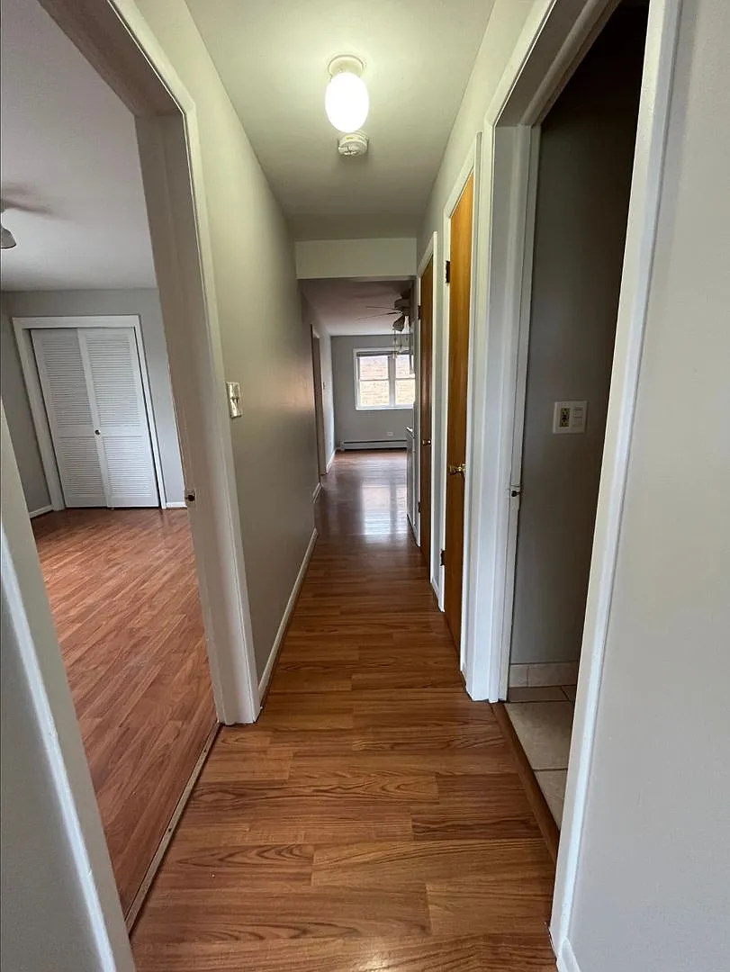 2951 Thatcher Ave — Photo 3