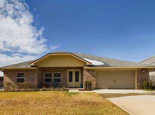 63 6th St, Shalimar, FL 32579