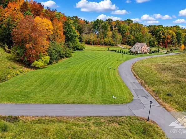 600 Ironwood Gate Dr, Princeton, WV 24740