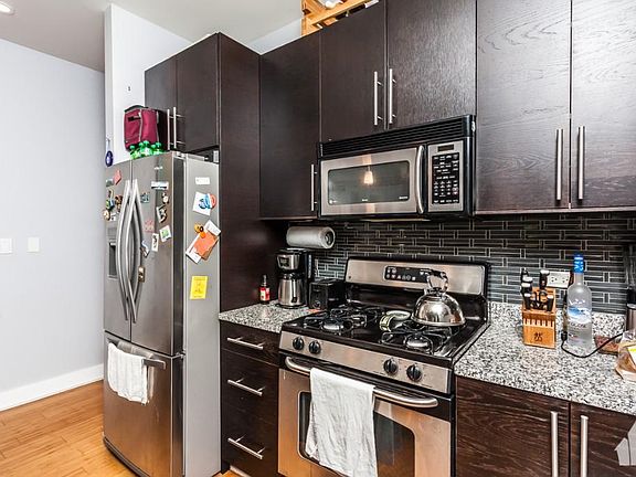 5th image of 1625 W Ainslie St