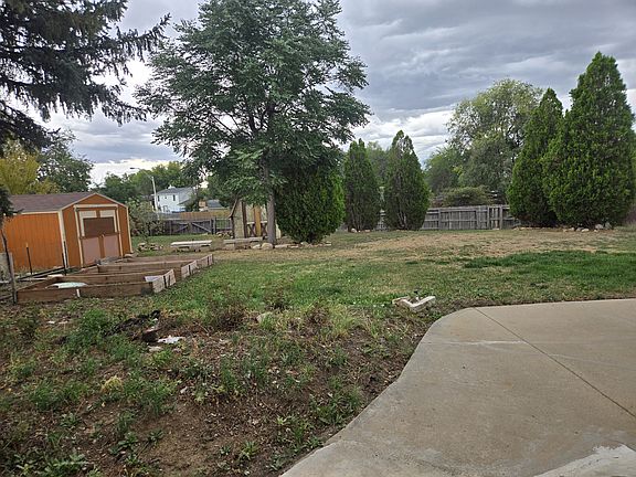 4th image of 4810 E 112th Pl
