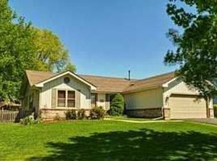 432 S Raddant Rd, Batavia, IL 60510